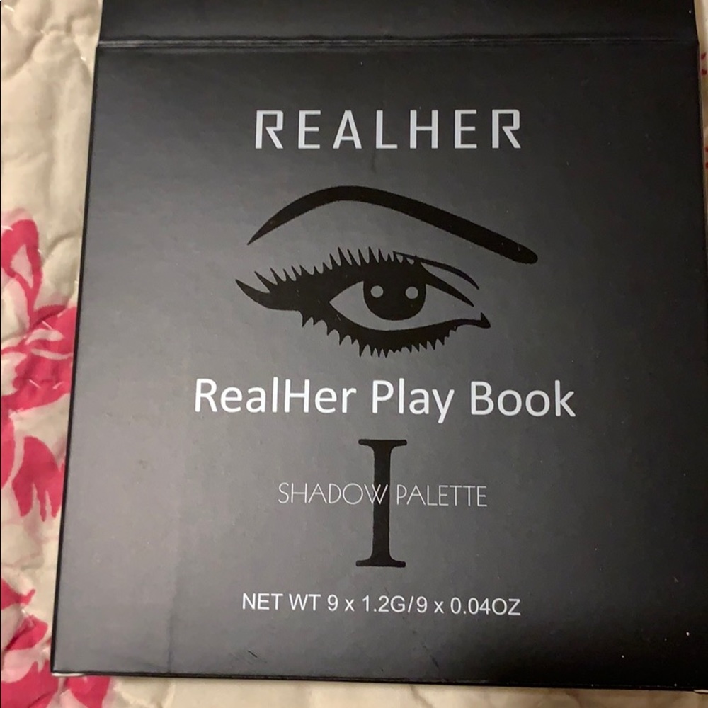 Realher shadow pallet